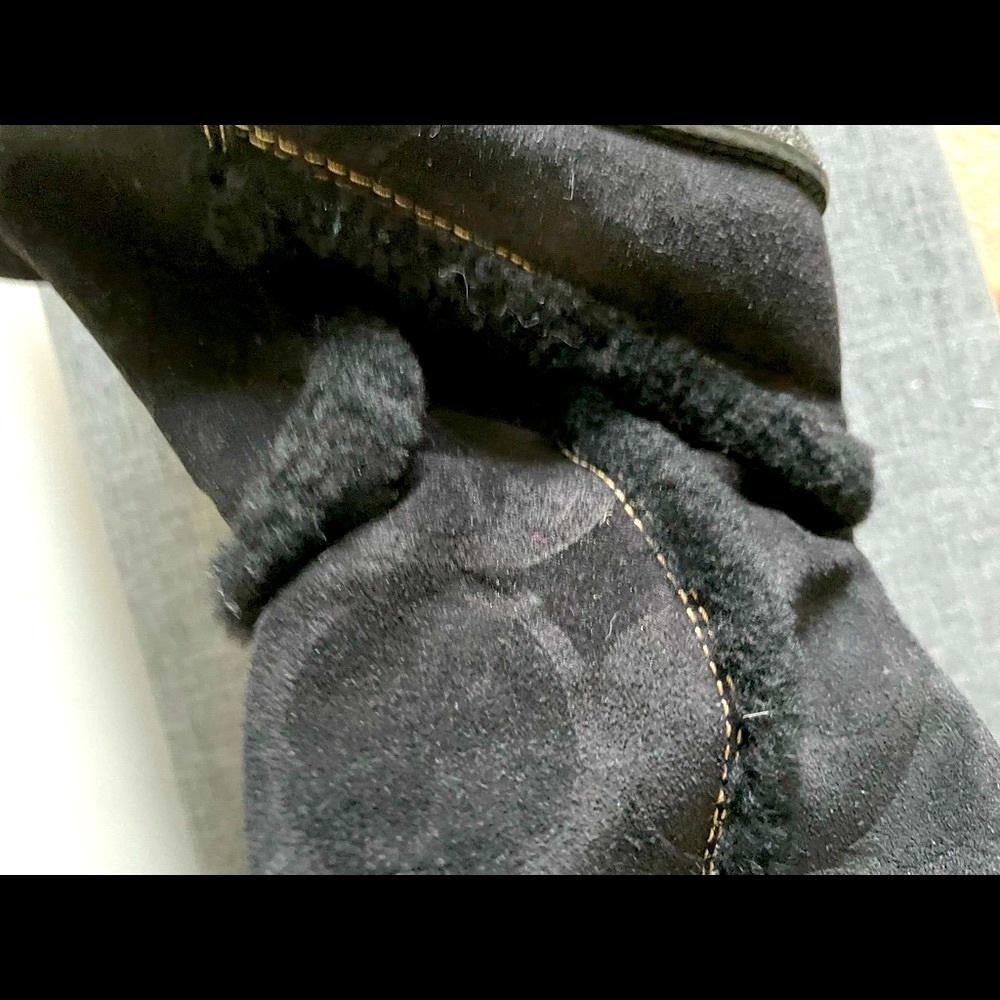 Coach boots size 6 1/2 suede boots - Picture 4 of 8